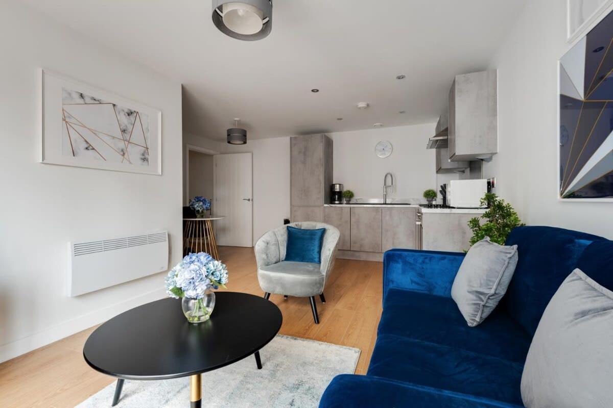 1 Bed Modern Apartment In A Converted Mill Leeds  Eksteriør bilde